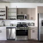 River North 1Br Nr L Stop Riverwalk Loop Chi-1037