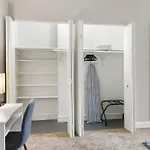 2Br Sunny Apartment In Hyde Park - Windermere 211