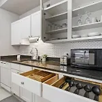 2Br Sunny Apartment In Hyde Park - Windermere 211