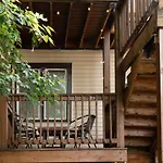 Flexhome Logan Square Duplex 3Br Apt S2