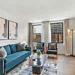 Inviting 2-Bedroom Apt In Hyde Park - The Blackwood 0404