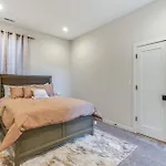 Luxe And Modern Chicago Condo - 7 Mi To Downtown!