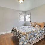 Chicago Rental Home Southside, 19 Mi To Downtown!