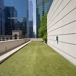 Loop Studio W Pool Gym Lounge Nr Riverwalk Chi-633