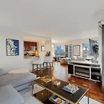 2Bd River North Condo With Million Dollar Views! Condo