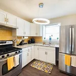 Cute Apartment 2 Bedrooms - 12 Min From Downtown Chicagi