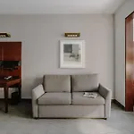 Club Quarters Hotel Wacker At Michigan, Chicago