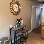 Tones Comfort Stay Near U Of Chgo And 20Min Dtwn Chgo