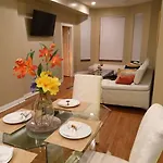 Tones Comfort Stay Near U Of Chgo And 20Min Dtwn Chgo