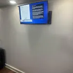 Hollywood Rentals Llc