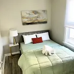 Cozy Apartment 10 Mins To Midway Airport & Downtown