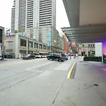 Blueground River North Doorman Pool Gym Chi-1094