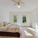 Spacious 4Br With Outdoor Oasis