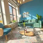 Mccormick Place Beautiful 2B-2B Apartment With Optional Parking - Sleeps Up To 8