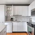 River North 1Br W Gym Pool Roof Nr Riverwalk Chi-834