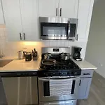 Modern Shared Condo Near Downtown Chicago, Flexible Room Options And Shared Amenities