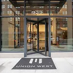 W Loop Studio W Pool Gym Nr Restaurant Row Chi-264
