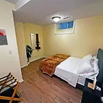 Spacious And Modern 3Bd 2Ba Home- Garage Parking!