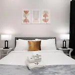 Modern 3Br Stay Near Dt Chi