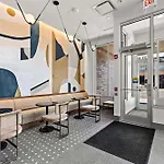 Luxurious 3Bd Penthouse L Private Patio L Gym L Stunning Rooftop