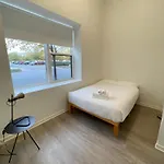 Shared Modern Apartment Close To Downtown Chicago
