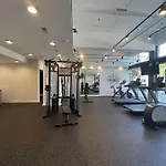 Gym Garage Parking Balcony Sleeps 6