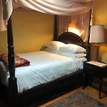 Private Room With Private Full Bathroom