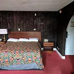 Skylark Motel