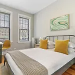 Elegant 1Br Apartment Close To Shops - Belmont C2