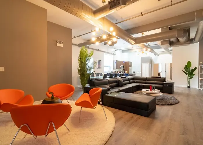 Penthouse Of Joy With Over 4000 Games!