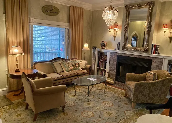 The Villa Toscana