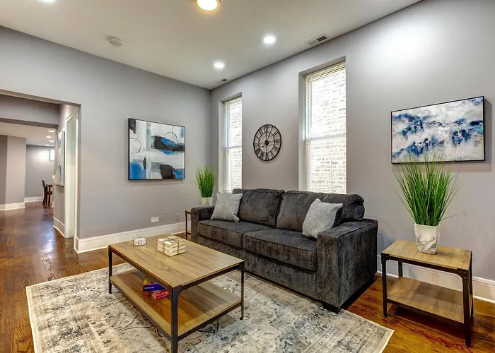Spacious Ukrainian Village Retreat