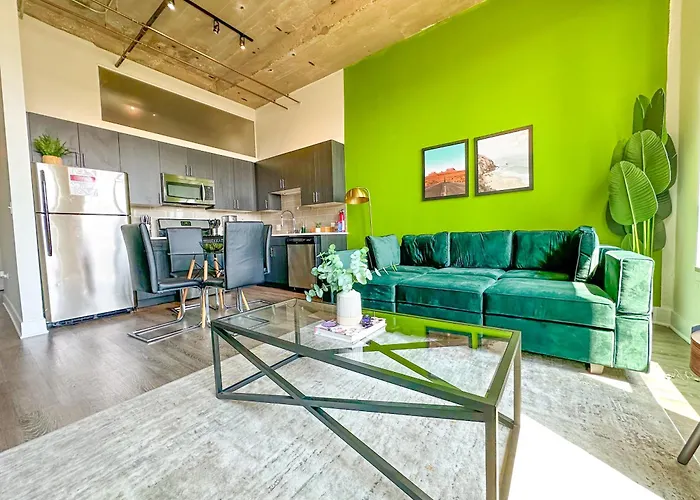Mccormick 2Br-2Ba Family Unit For Up To 8 Guests With Optional Parking & Gym Access