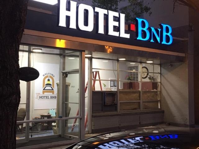 Capsule hotel Bnb-1 *