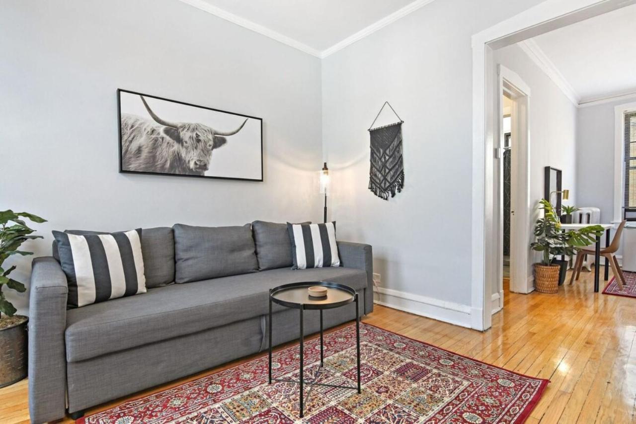 1br Modern Close To Shops & Restaurants - Belmont C6 *