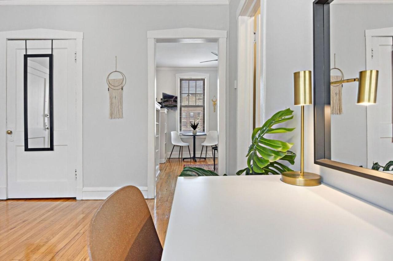 1br Modern Close To Shops & Restaurants - Belmont C6 Chicago