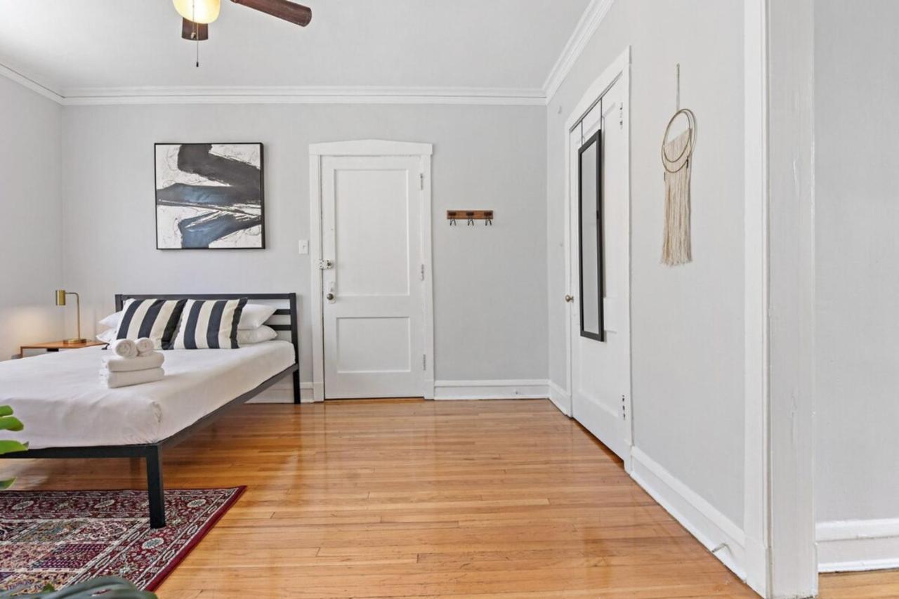 1br Modern Close To Shops & Restaurants - Belmont C6 Apartment