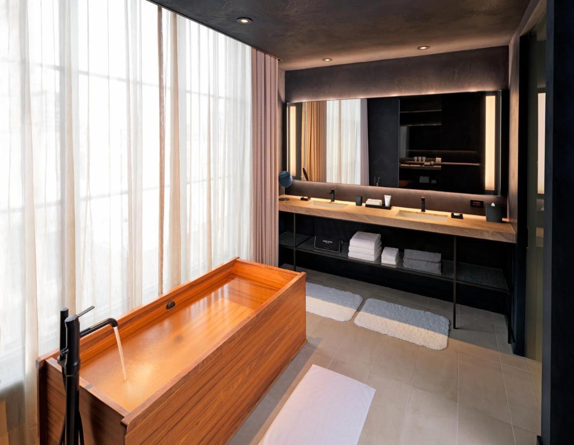 Nobu 5* Chicago