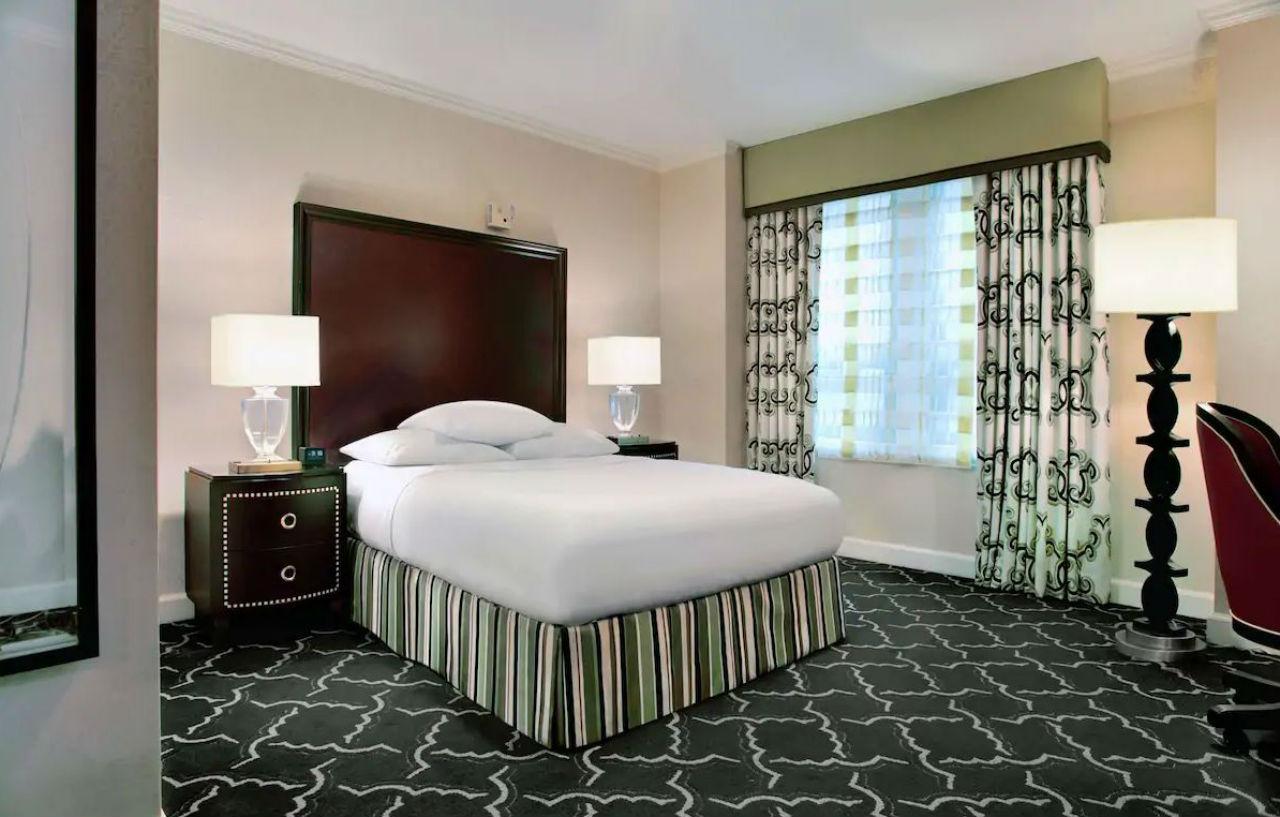 The Palmer House Hilton 4*