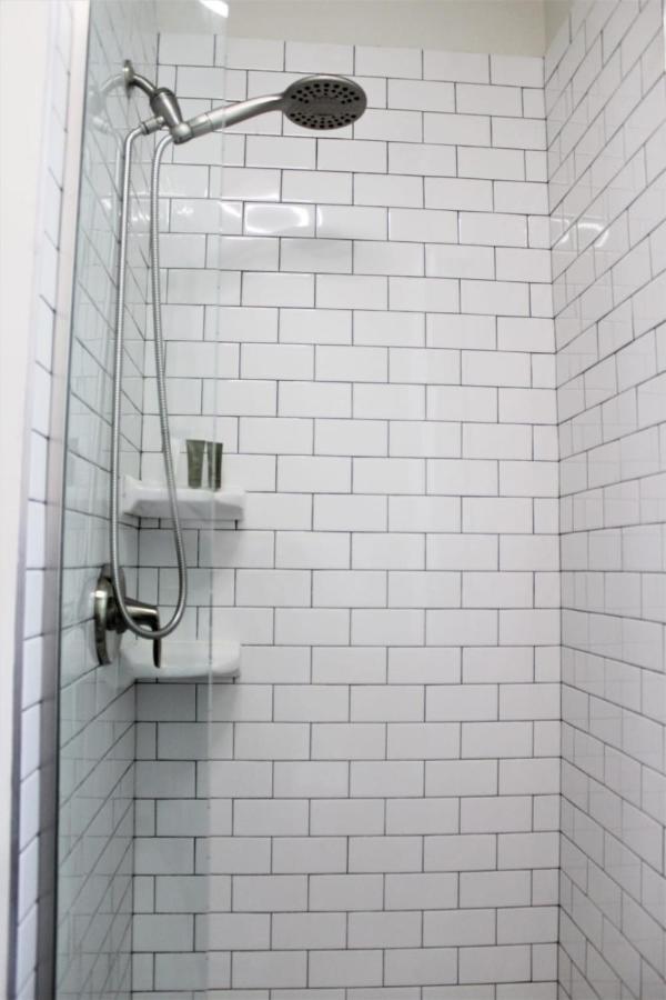 Apartment Frontdesk Updated West Town 2 Bedroom Apt With W&d *