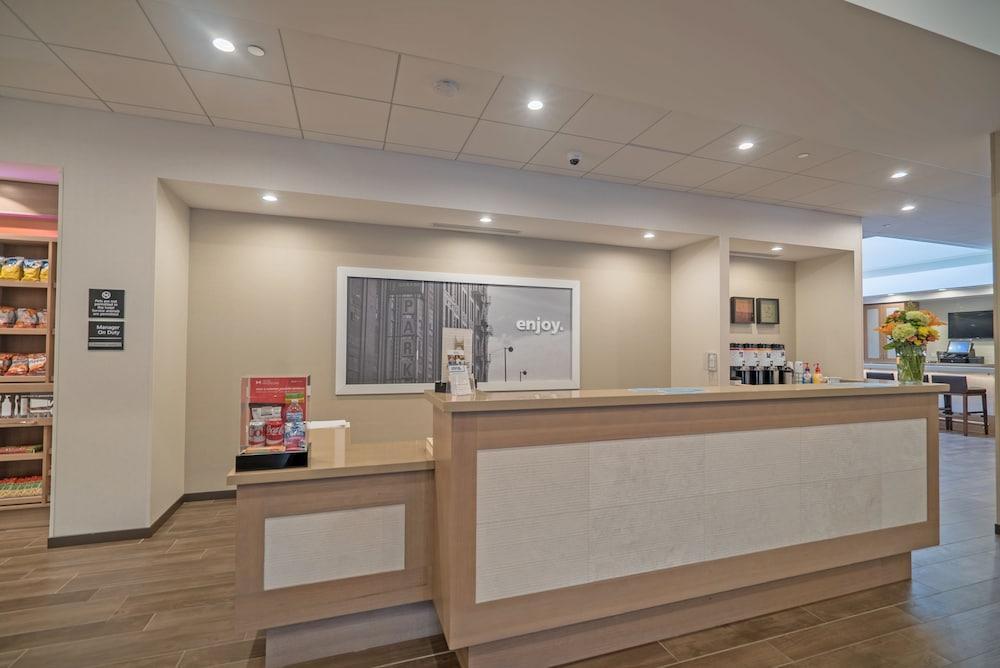 Hampton Inn Chicago North-Loyola Station, Il