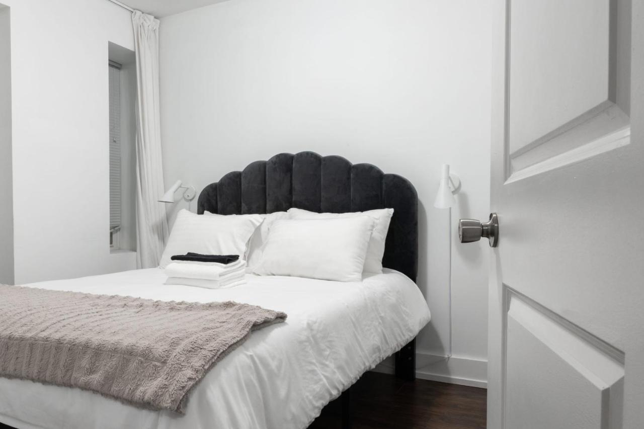 Cozy West Town 2br With Full Kitchen By Zencity Apartment