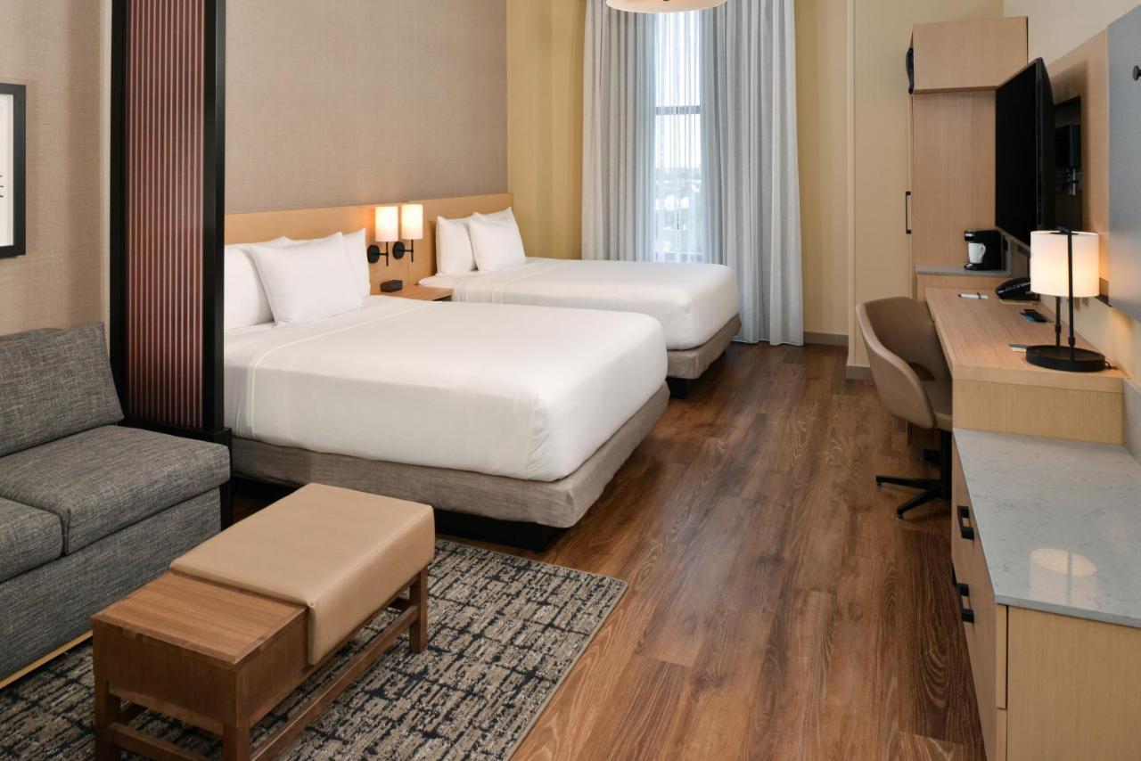 Hyatt Place Wicker Park Hotel 3*