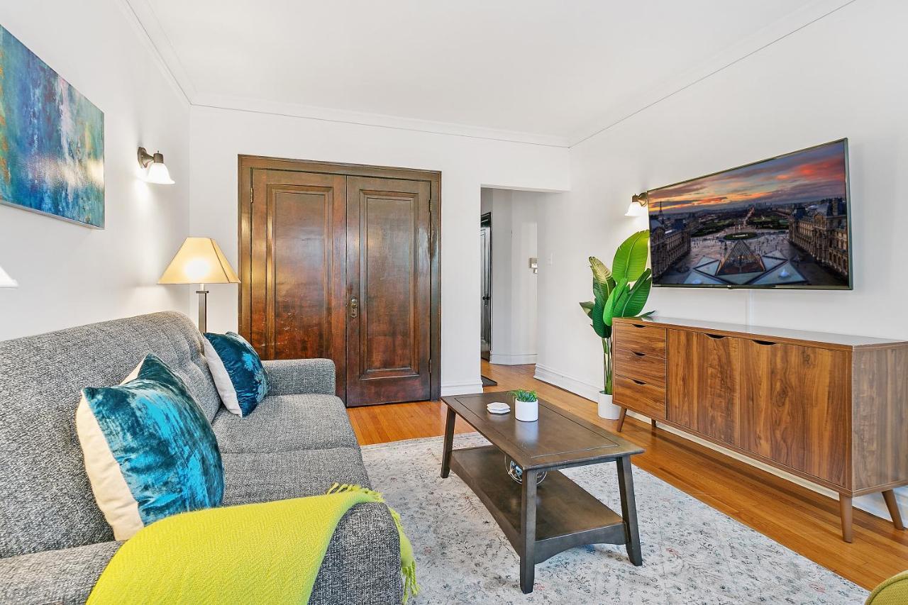 Furnished 1br With Natural Light & King Beds - Larchmont 1b-2b Apartment *