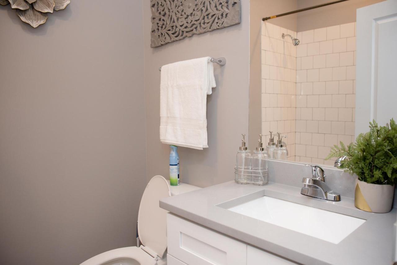 Apartment Amazing At Exquisite 2br With Self Check-in, Near Downtown Chicago