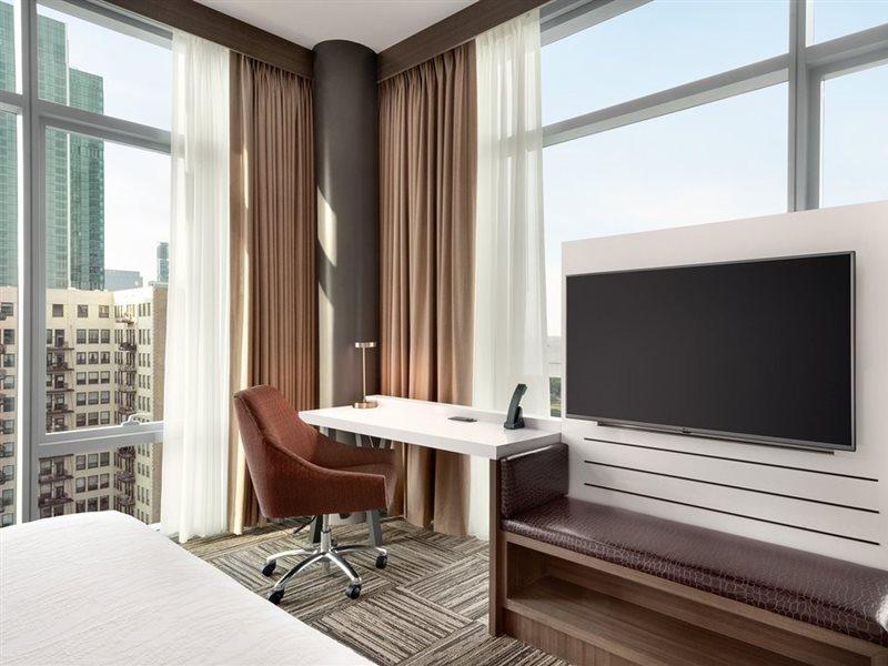 Hilton Garden Downtown South Loop Hotel Chicago
