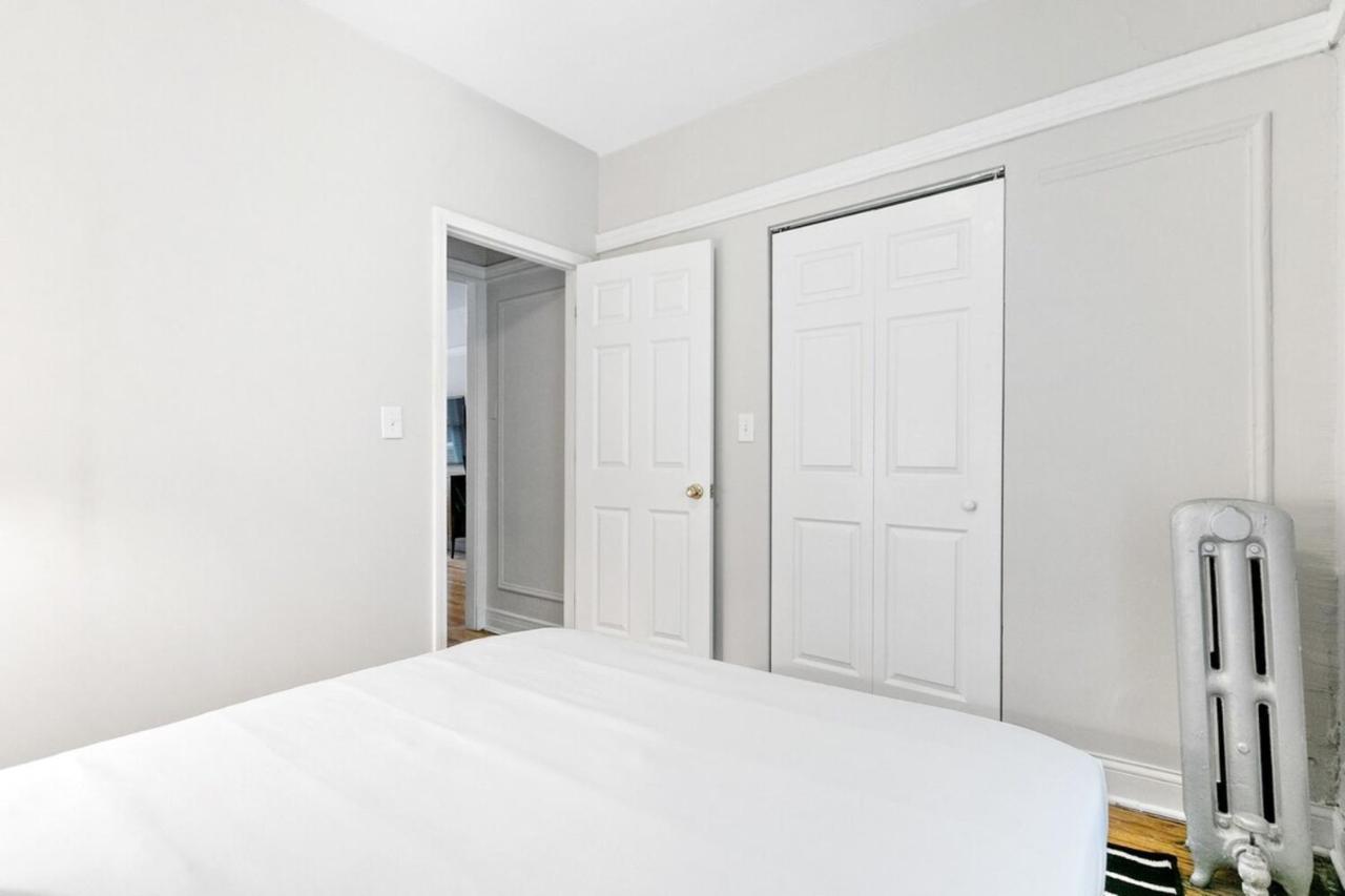 Convenient 2br Apt Close To Shops, Dining, Loyola - Lunt 2s Apartment Chicago