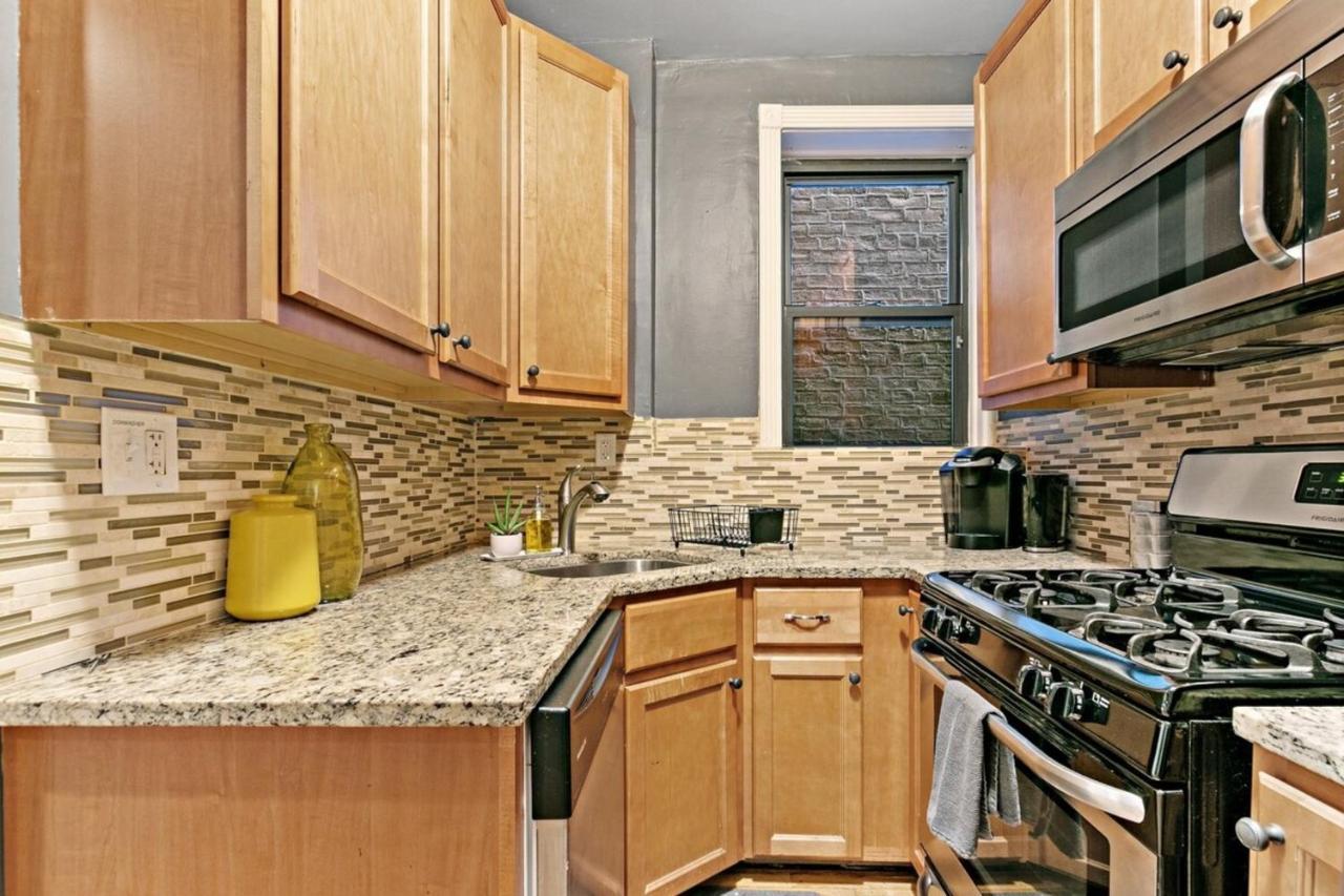 Feel The Vibe 2br Designer - Halsted 3d Apartment *