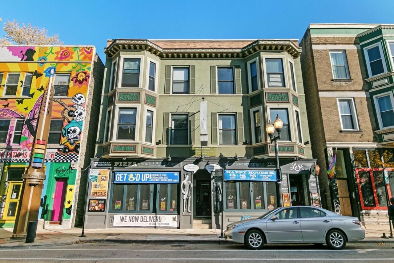 Feel The Vibe 2br Designer - Halsted 3d Chicago