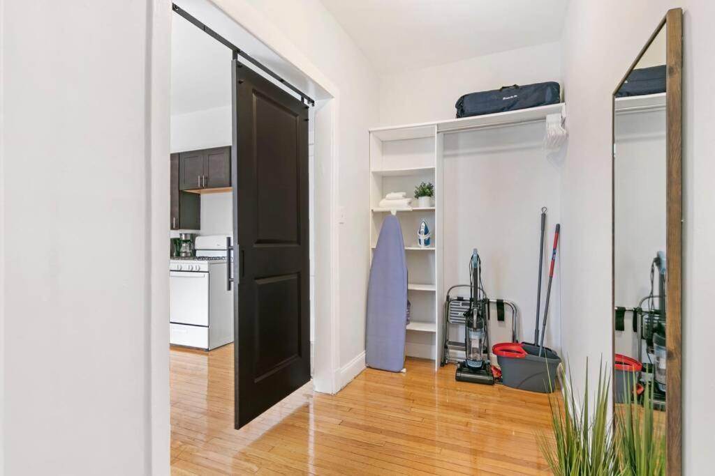Well-equipped In - Belmont B7 Apartment
